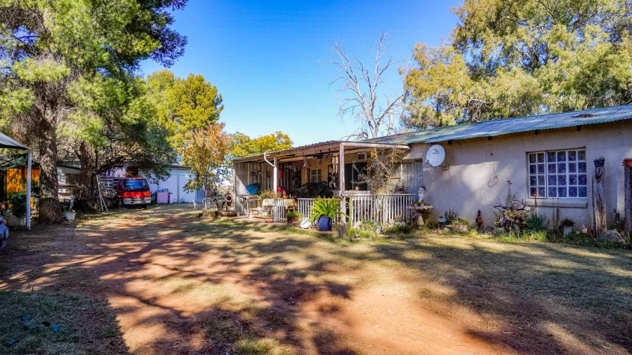 4 Bedroom Property for Sale in Kwaggafontein Free State